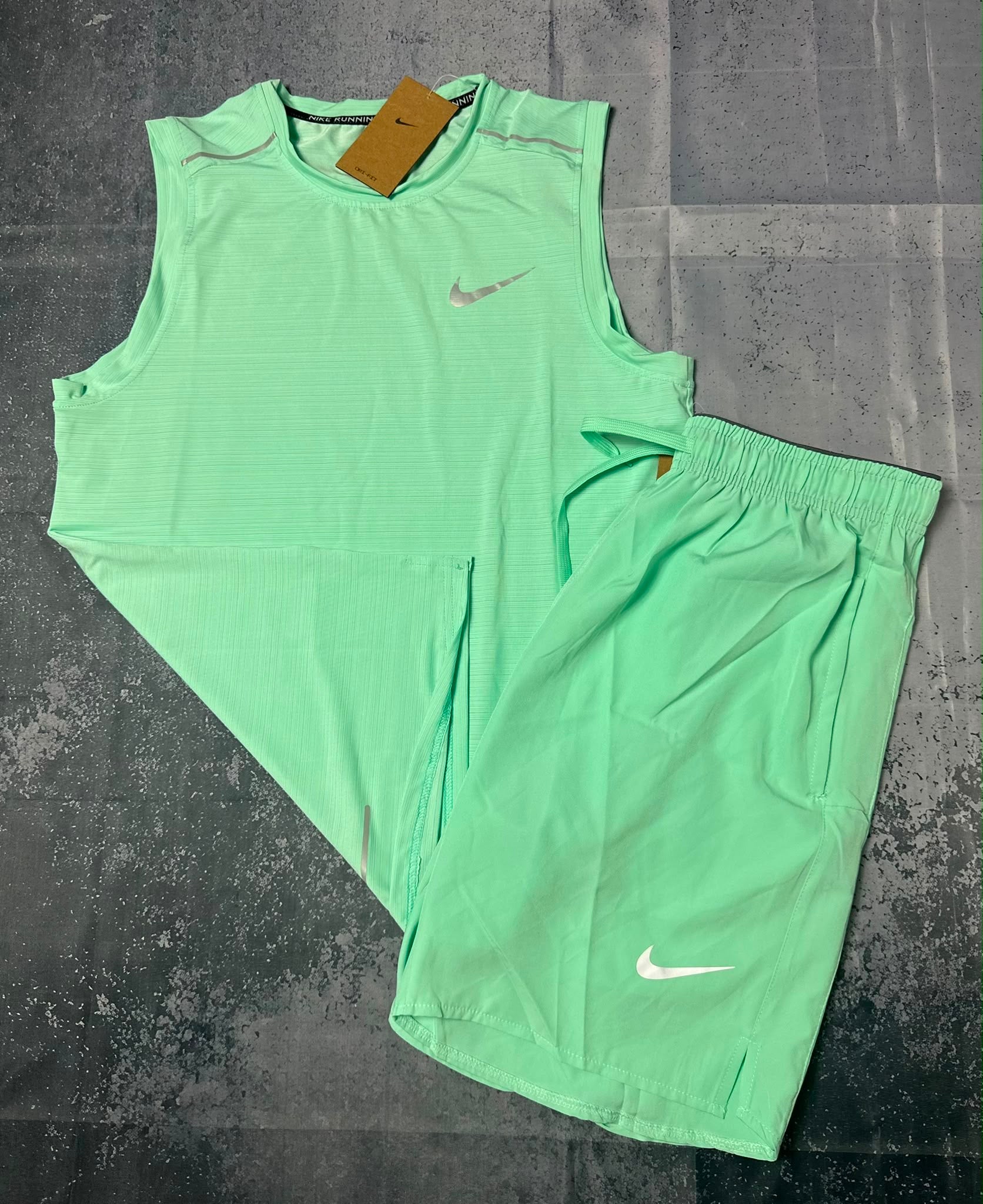 Nike Miller vest & Shorts