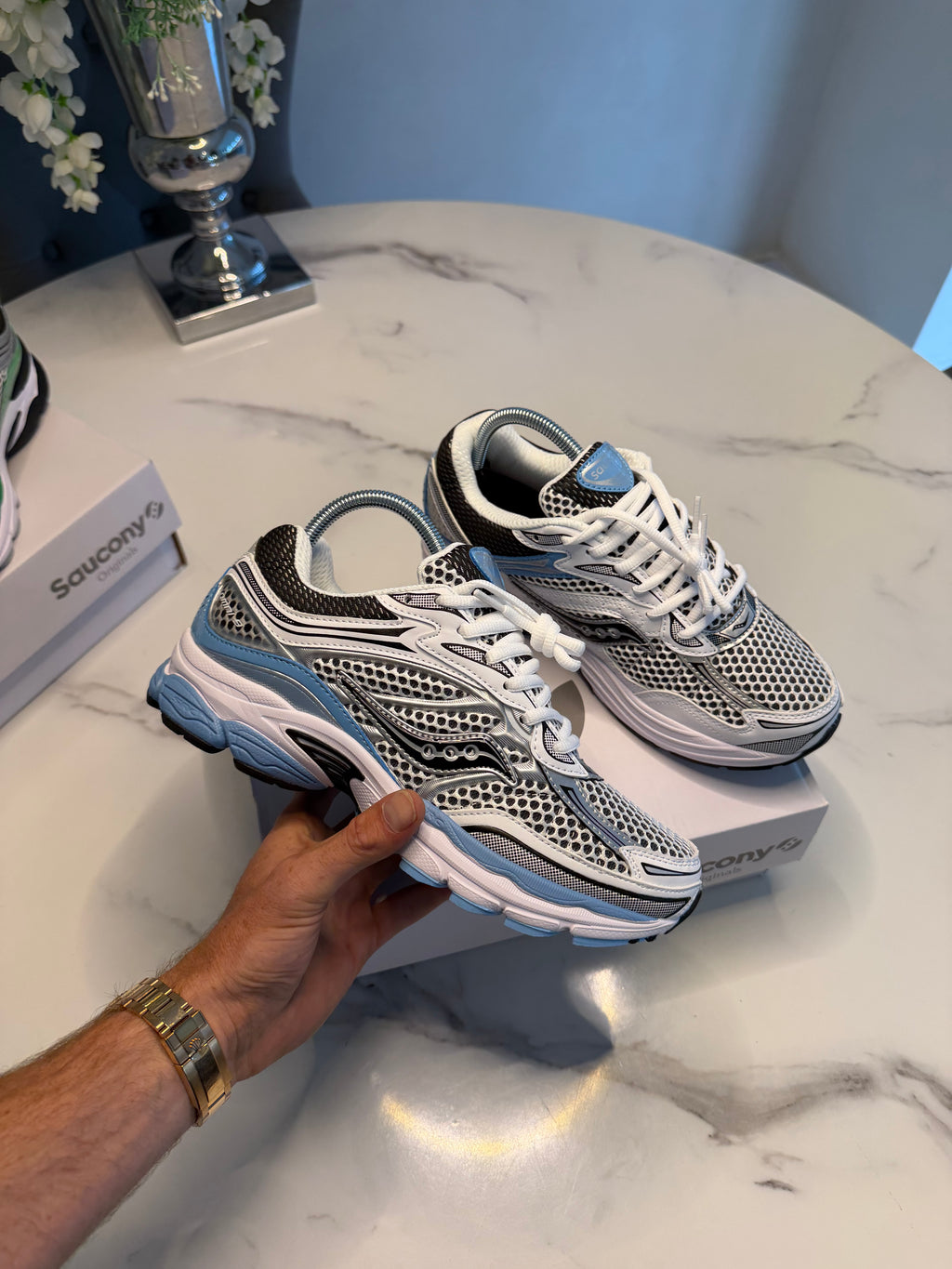 SAUCONY PROGRID OMNI 9 OG BLISSFUL WHITE