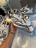 Saucony ProGrid Omni 9 'Navy Yellow'