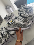 SAUCONY PROGRID OMNI 9 GREY SILVER