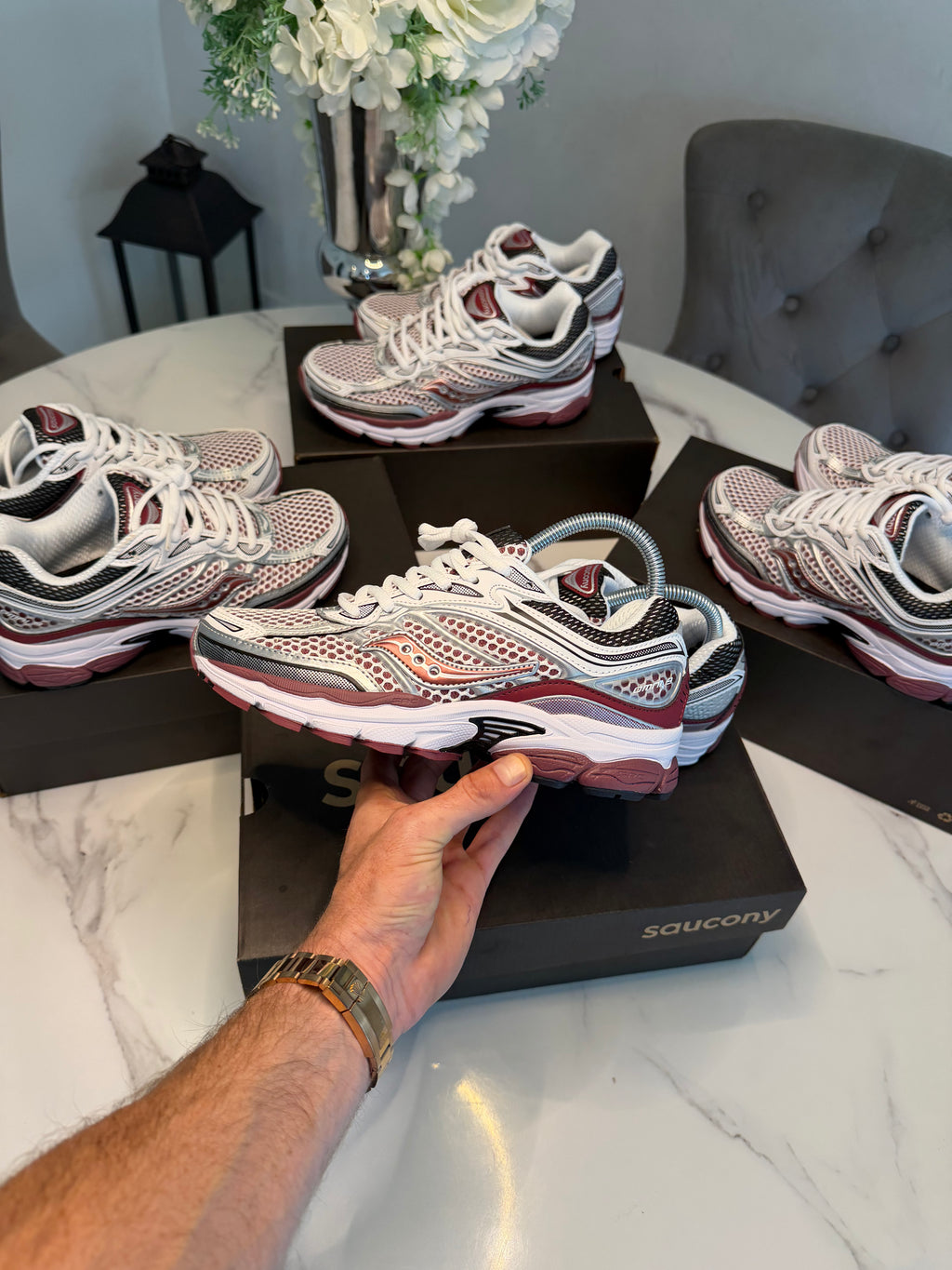 Saucony ProGrid Omni 9
